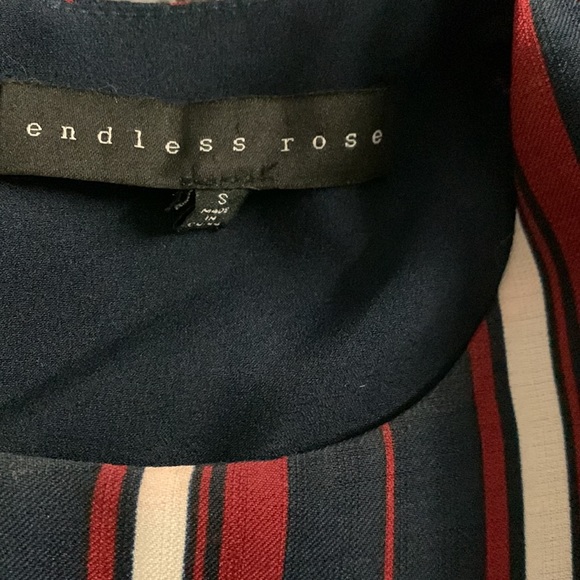 Striped top with feathered bottom - Picture 3 of 3